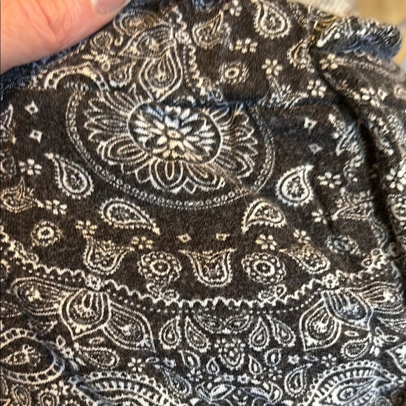 Black and Gray Paisley Athletic Shorts with Elastic Waistband - Picture 3 of 4